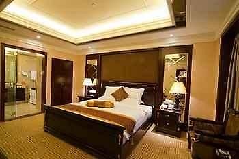 Zunyi Forest Hotel Zunyi מראה חיצוני תמונה